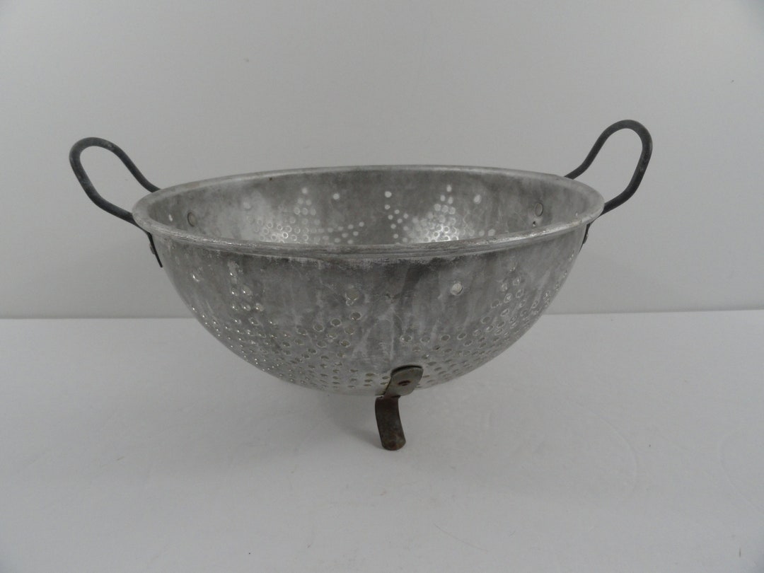 Vintage Aluminum Colander Strainer 7 Star Pattern 9 Handles Footed ...