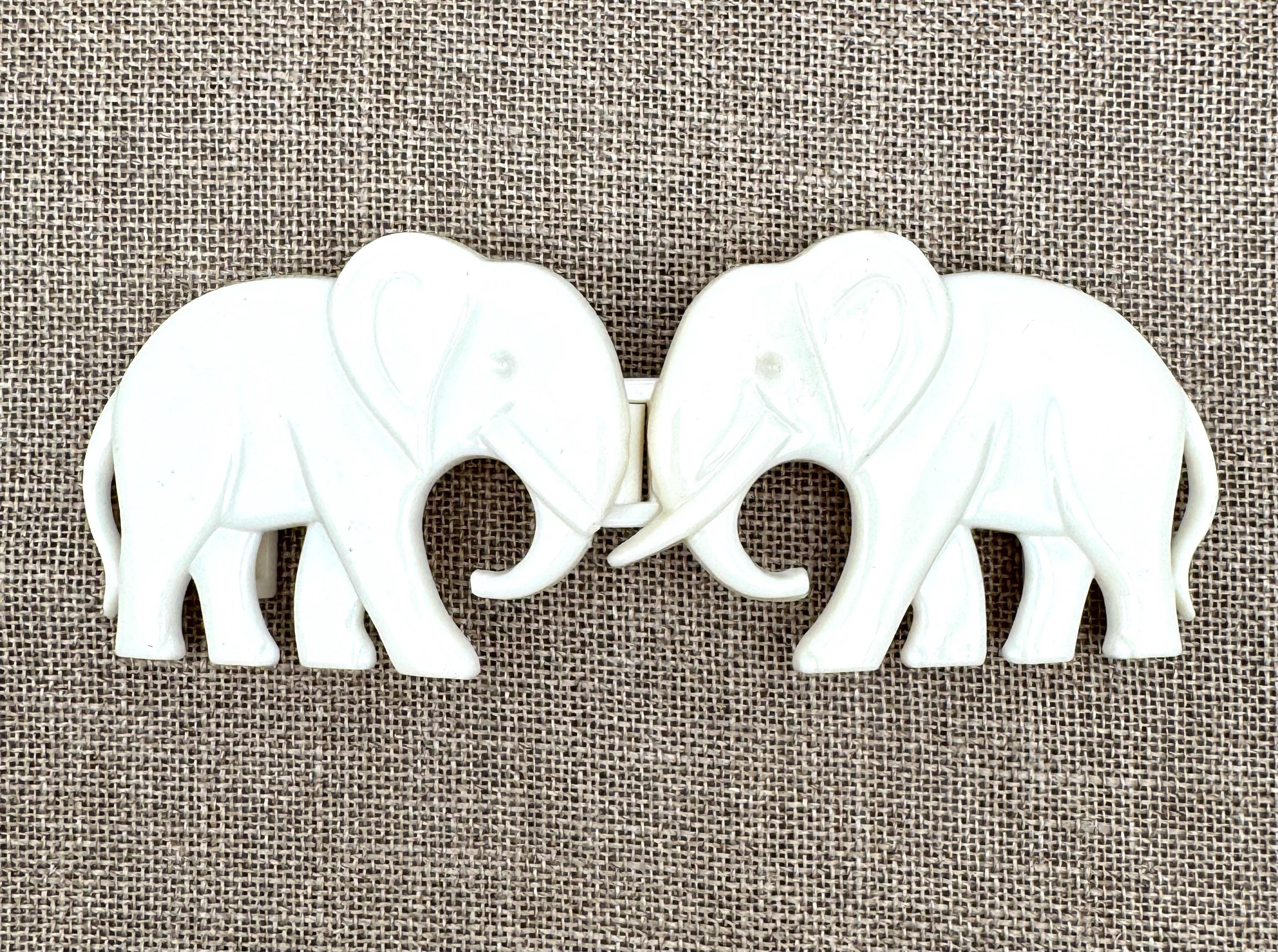 Elephant Belt Buckle, Vintage Sewing Notions, Ladies Hook  display picture 3