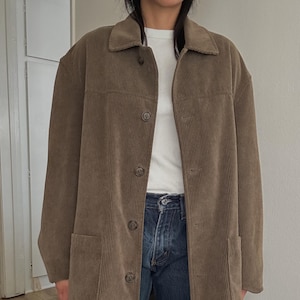 Vintage 90er Jahre Cord Jacke Blazer in Neutral Hellbraun mit kleiner Knopfschließe | 100% Baumwolle | minimalistischen Stil