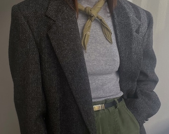 Vintage 90s Boyfriend Blazer in Gray| 100% Wool | Blazer Jacket | Minimalist Style