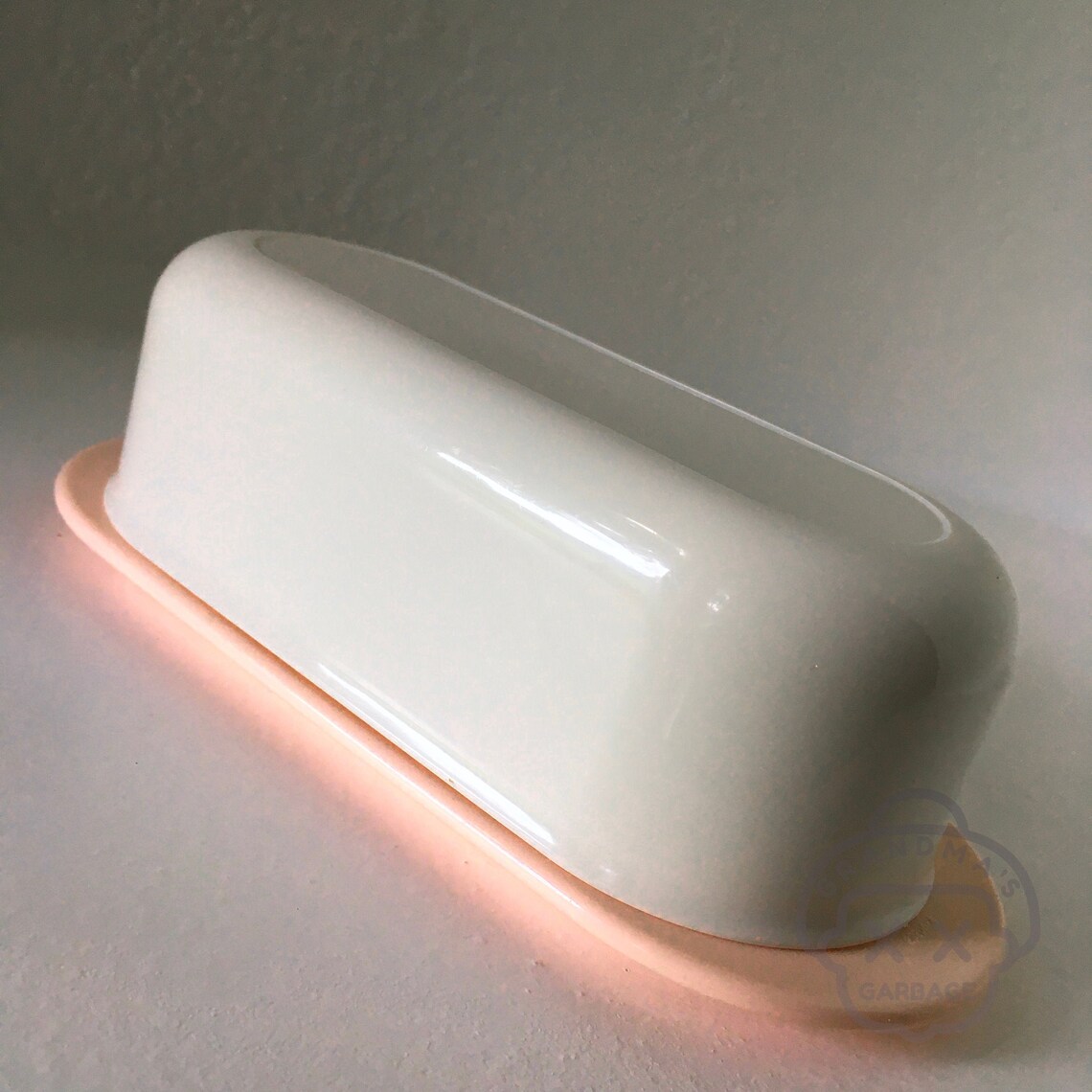 TUPPERWARE BUTTER KEEPER // Retro Round Butter Dish Plastic Etsy