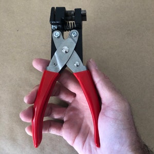 Action Figure Packaging Sombrero Hole Hang Punch Tool DIY Bootleg Toys Art image 2