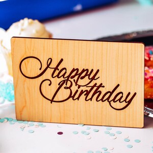 Carte joyeux anniversaire, cartes 50e anniversaire, carte 30e anniversaire pour elle, carte 90e anniversaire, carte en bois, cartes d'anniversaire uniques, carte en bois,