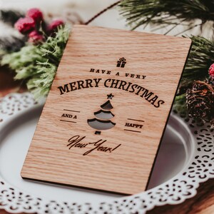 Prettige kerstdagen en gelukkig nieuwjaarskaart, gegraveerde houten kerstkaart, kerstwenskaart, kerstcadeau, gepersonaliseerde kerstkaart