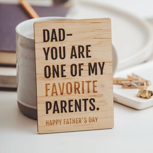 Vaderdagcadeau van dochter, vaderdagkaart, gepersonaliseerde cadeaus voor vader, houten kaart, een van mijn favoriete ouders,