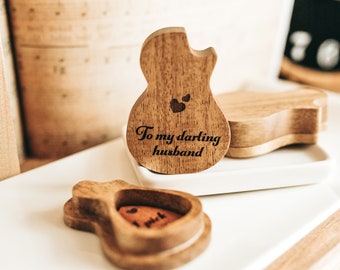 Engraved Guitar Pick, Wooden Guitar Pick, Personalized Guitar Pick, Gifts for Fiance, Guitar pick box,