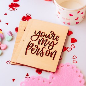 Du bist meine Person, Karte für Frau, Jahrestag des Ehemanns, Karte für Braut vom Bräutigam, personalisierte Karte, Holzkarte, Liebeskarte