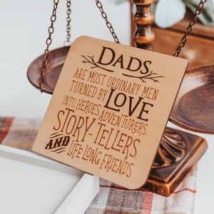 Regalo per la festa del papà da parte della figlia, biglietto per la festa del papà, regali personalizzati per papà, biglietto in legno, papà,