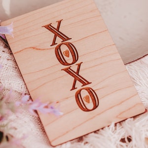 1e verjaardagskaart voor man, 1 jaar jubileumcadeau voor vriend, houten kaart, XOXO jubileumkaart vrouw, gewoon omdat kaart
