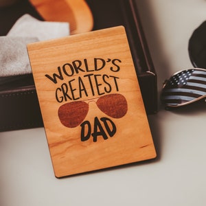 Regalo per la festa del papà da parte del figlio, biglietto per la festa del papà, biglietto in legno, il papà migliore del mondo,