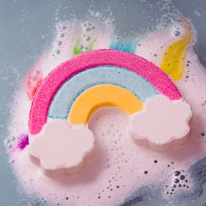 Rainbow Bubble Bath Bomb Fizzy for Children, Cute Bath Products Kids, Fun Bath Bombs Girls, Bath Theme Party Favors, Rainbow Bath Products