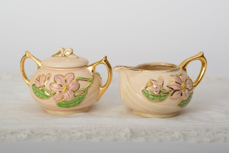 Vintage 1940's Hull Pottery Magnolia Sugar & Creamer set Etsy