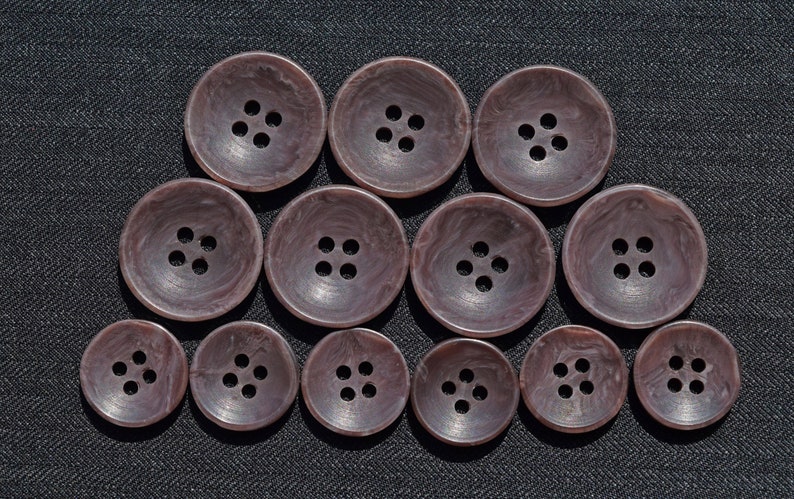 Set of 13 Classic Men Vintage Buttons Horn Corozo Urea Double Breasted Set for Suit Jacket Men Blazer Sport Coat High Quality