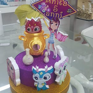 Cake Topper Magic Mixies Personalizzato con Nome ed anni trasforma la tua torta nel calderone magico più spettacolare