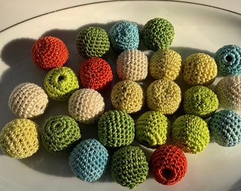 1 set of 3 crochet beads about 2.4 cm diameter. crocheted beads for crafting jewelry