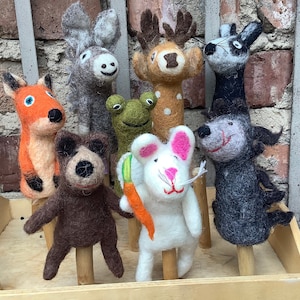 Felt finger puppet hedgehog FOX badger DEER deer DONKEY rabbit brown bear frog Punch and Judy felt hand puppet