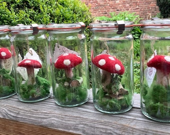 1x HAPPINESS IN A GLASS felted fly agaric “preserved” in a preserving jar