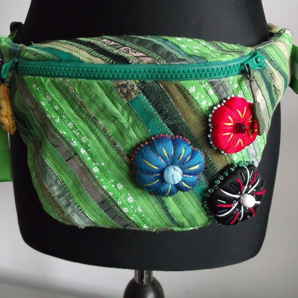 Green hip bag, kidney bag, belt bag, fanny pack, for women.
