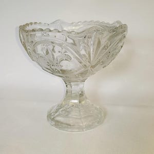 4 x old VERY heavy crystal glass ice cream bowl dessert ornament French LILIE de France goblet glass stand