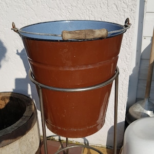 beautiful brown ENAMEL bucket for Christmas tree ? tight