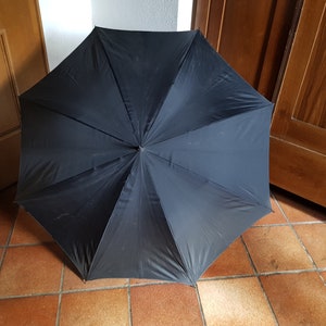 very old men&#39;s umbrella stick umbrella leather handle