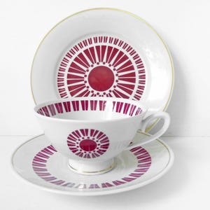 Vintage SUNBURST collector&#39;s set 50s 60s, Colditz porcelain, midcentury cup, burgundy wine red red white, collector&#39;s cup, tea cup, coffee cup
