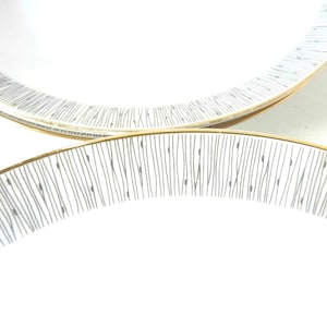 Modernist dinner service Hutschenreuther, 50s 60s raffia decor, vintage grey white stripe pattern, line edge, mid-century boho plate