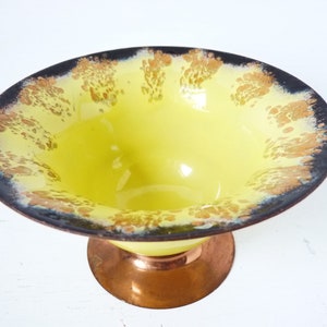 Rare Unusual Deep Vintage Enamel Bowl, Mid-Century Jewelry Bowl Vanilla Yellow Black Copper, 50s 60s Bonbonniere MCM CANDY DISH image 3