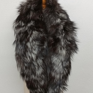 Natural silver large fox fur collar