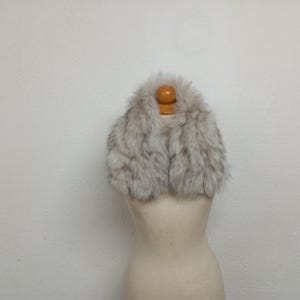 Blue Fox Fur Collar: Natural Light Grey with Dark Tips