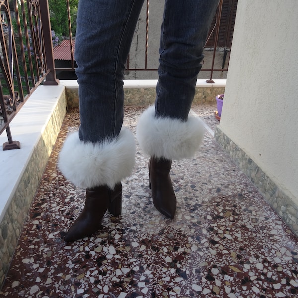 White cream fox fur boot cuffs