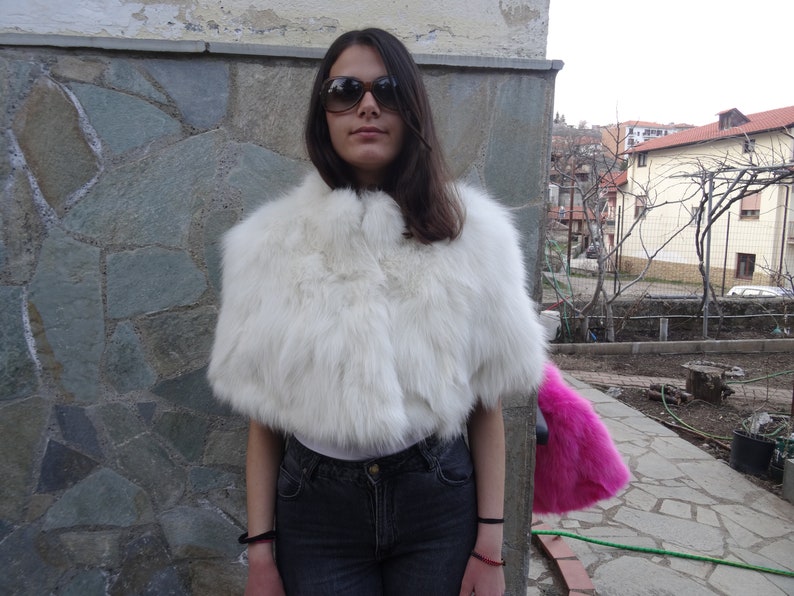 Fur stole.White Creme color fox shawl, wrap. Fox fur cape stole. image 1