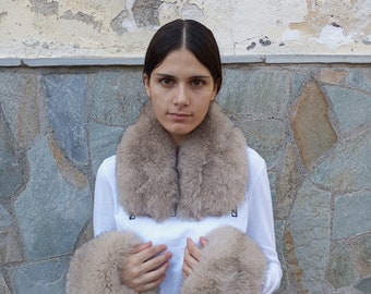 Beige color short  fox fur collar with matching cuffs real fox fur collar and cuffs