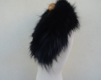 Black short fox fur collar