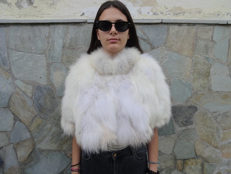 Natural shops golden white fox fur stole . cape style