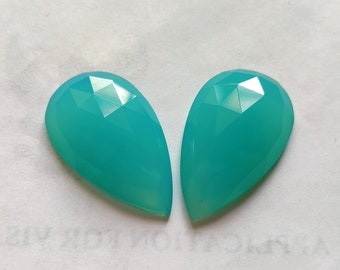 Par de piedras preciosas de calcedonia azul cielo, forma de pera facetada, 42 ct