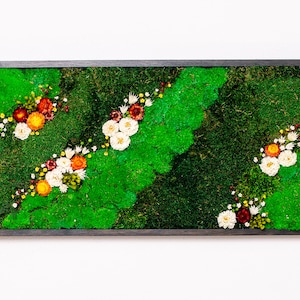Moss and Flowers Green Wall Art Panel, Preserved Moss Indoor Vertical Garden, Natural Moss Interior Wall Panel, Nature Indoors Bio Wall Art
