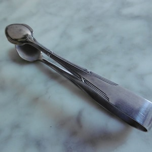 WMF * Mod. 200 * Cruciate ligament * Sugar tongs ***