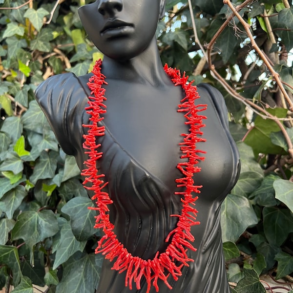 Collier de corail méditerranéen avec fermoir en argent, corail de qualité supérieure