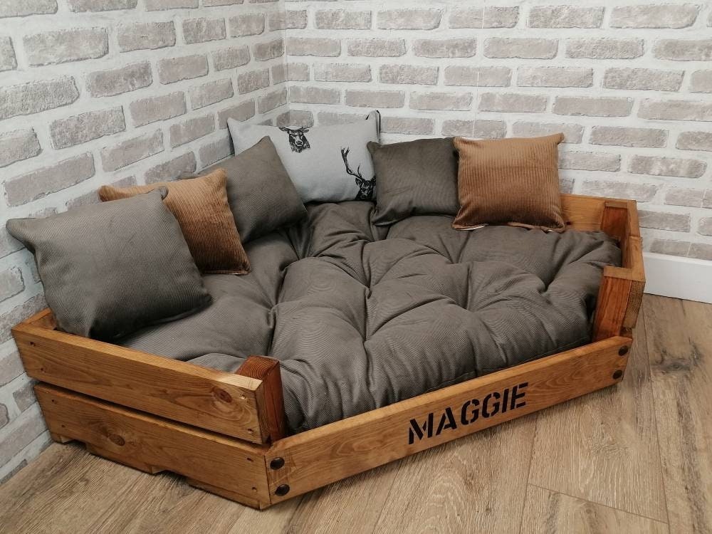 Charlie chow dog clearance beds