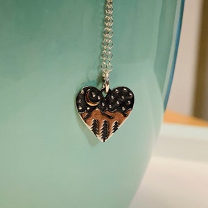 Heart shaped mountain necklace