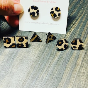 Wooden earring studs, geometric earrings, colorful earrings, 14mm wooden studs