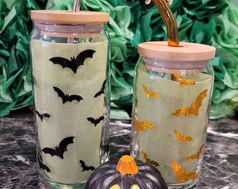 Halloween Bats Glass Can / Spooky Fun Iced Coffee Glass Can / Bier Can Met Deksel / Soda Can Glass / Iced Coffee Glass / Coffee Glass Can W / Straw