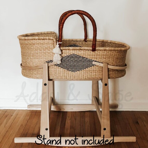 moses bassinet stand