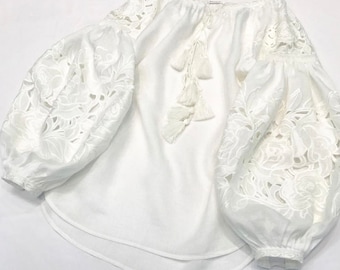 White Embroidered Linen Bohemian Blouse - Cut-Embroidery Boho Ukrainian Vyshyvanka - Richelieu Bohemian Ethnic Style Chic Mexican