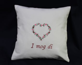 Pillowcase with rose heart "i mog di"