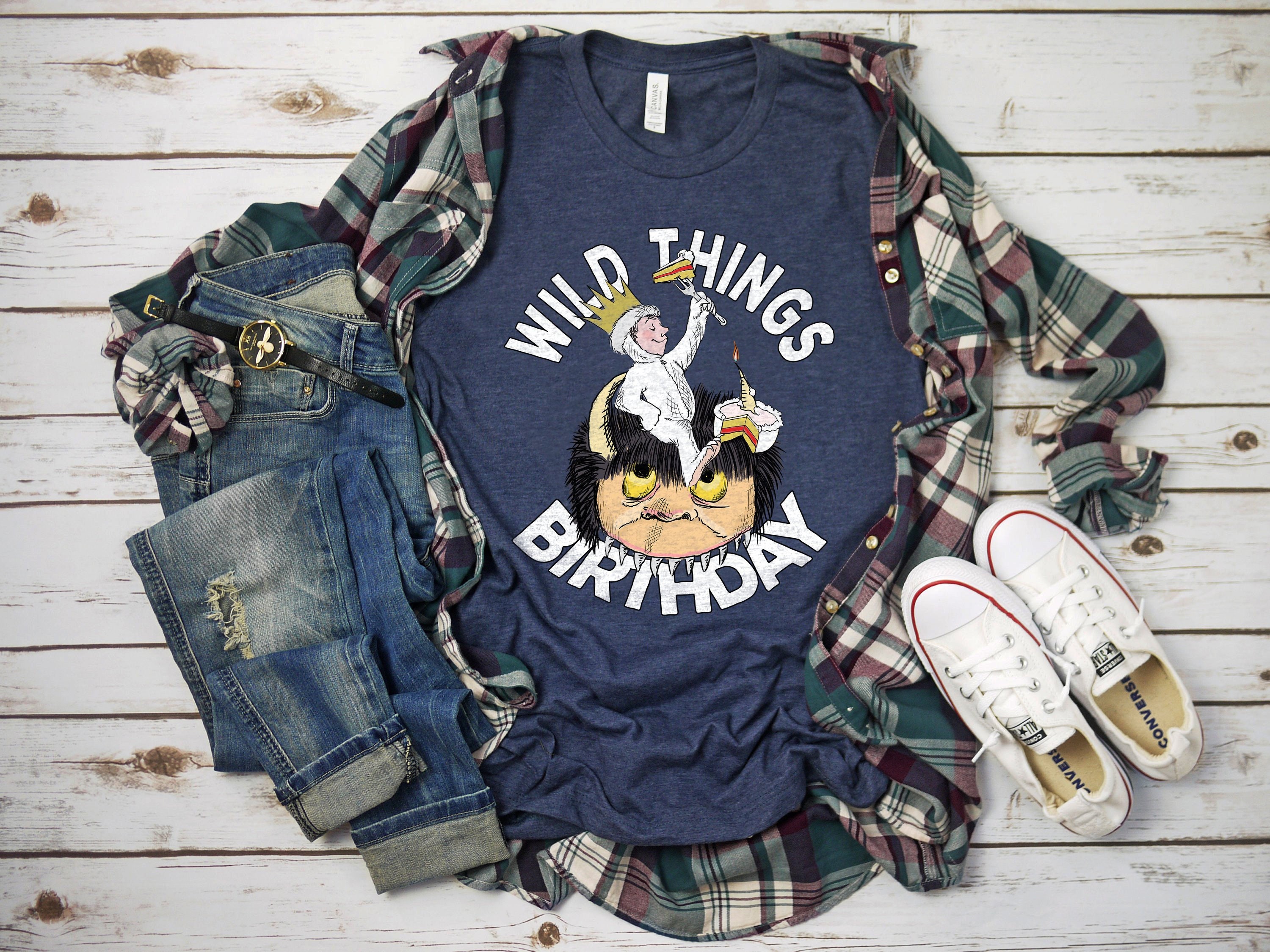 Où les choses sauvages sur une partie sauvages Wild Things sont chemise « Wild Things anniversaire » unisexe chemise Plus taille disponible sauvage un anniversaire party Où les choses sauvages sur une partie sauvages Wild Things taille sont chemise « Wild Things anniversaire » unisexe chemise Plus taille Things disponible sauvage un anniversaire party 0150c9