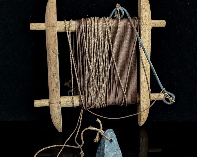 Antique wooden crab fishing line, large weight