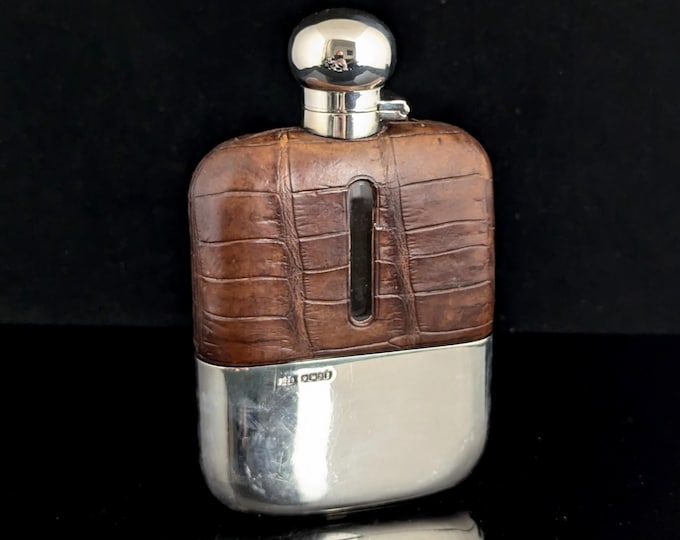 Vintage sterling silver hip flask, Art Deco