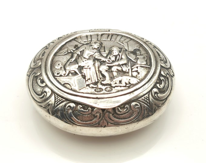 Antique sterling silver pictorial snuff box, Home scene